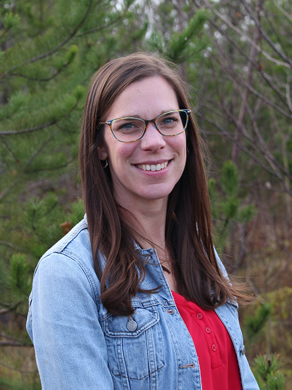 Annette Rolleman Headshot